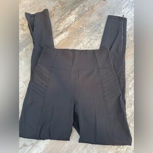 NWOT Athleta Athletic Delancey Moto Tight